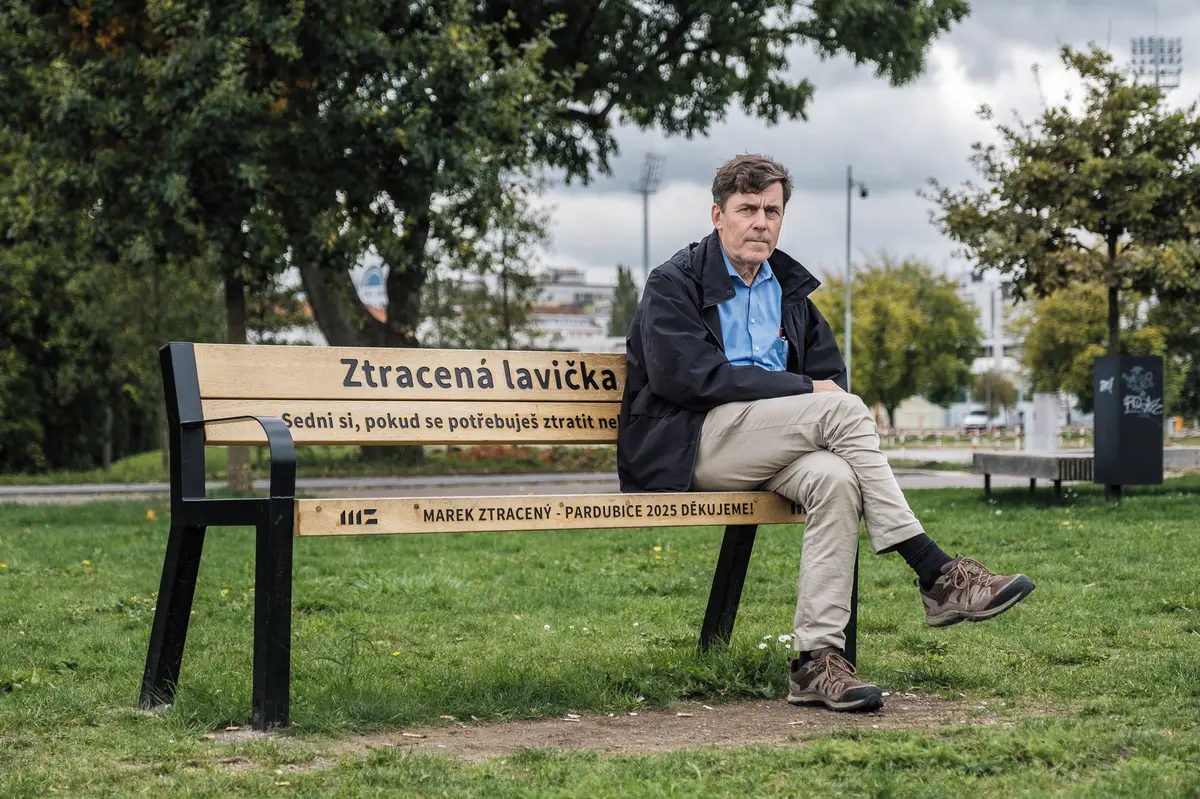 Poražení bývají zajímavější než vítězové, říká švýcarský spisovatel Peter Stamm