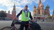 Čech dojel na staré ukrajině do Moskvy. Na Rudém náměstí vytasil tričko s Pavlem