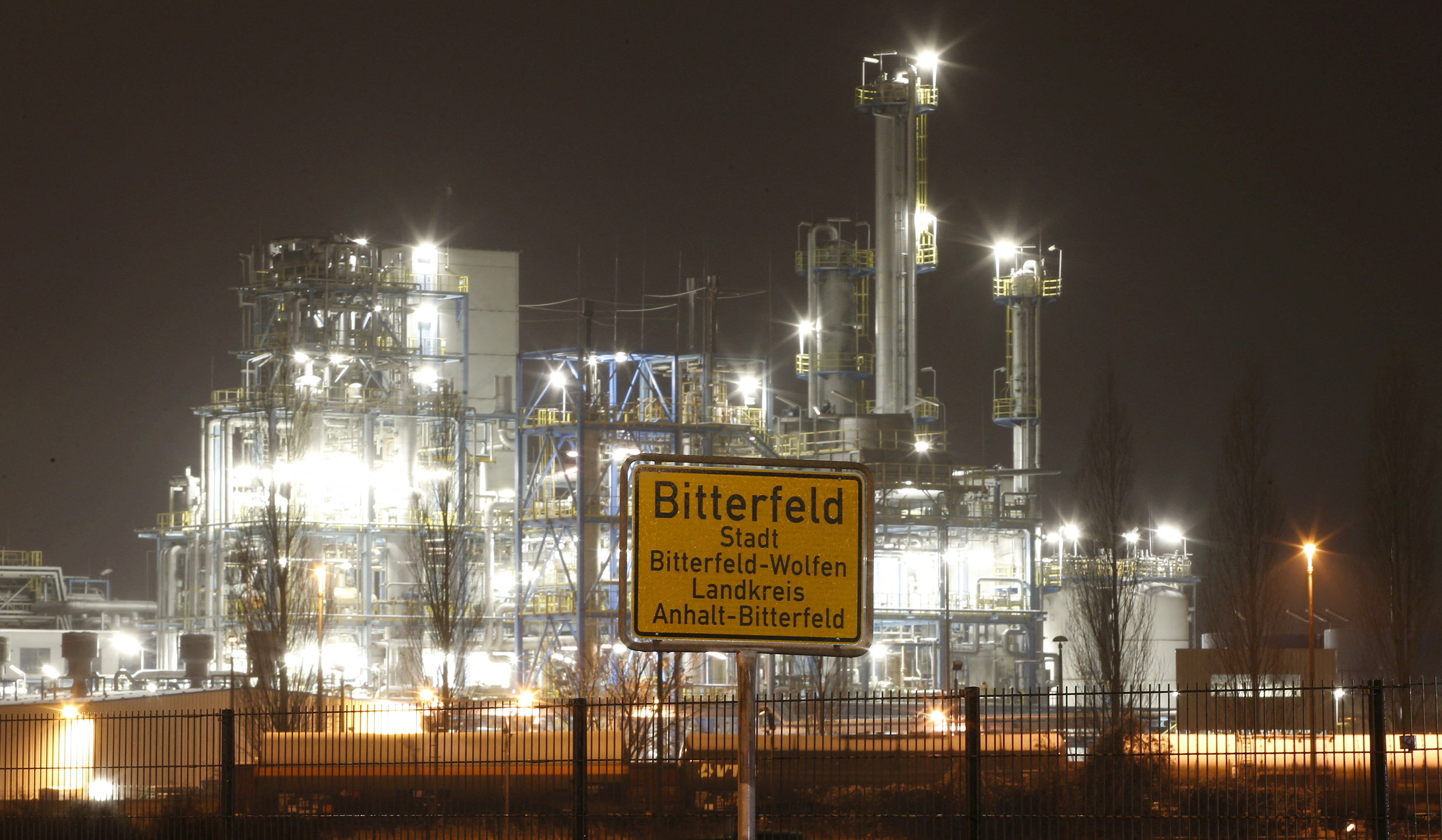 Německá chemička Evonik zruší 3200 míst, dvě třetiny doma