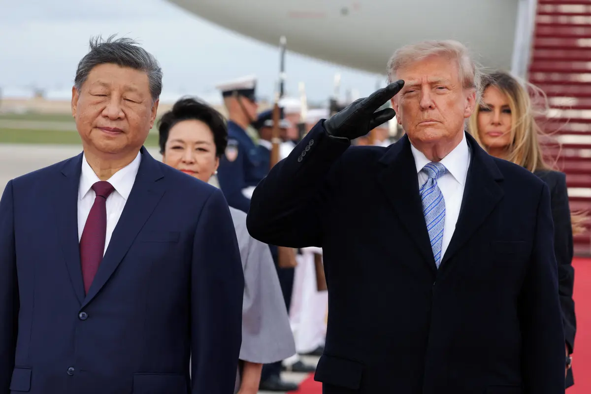Po pompézním uvítání přichází souboj o AI. Trump jedná s čínským prezidentem