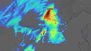 Středomoří zasáhly silné bouřky. Ve Francii může napršet 400 mm za den