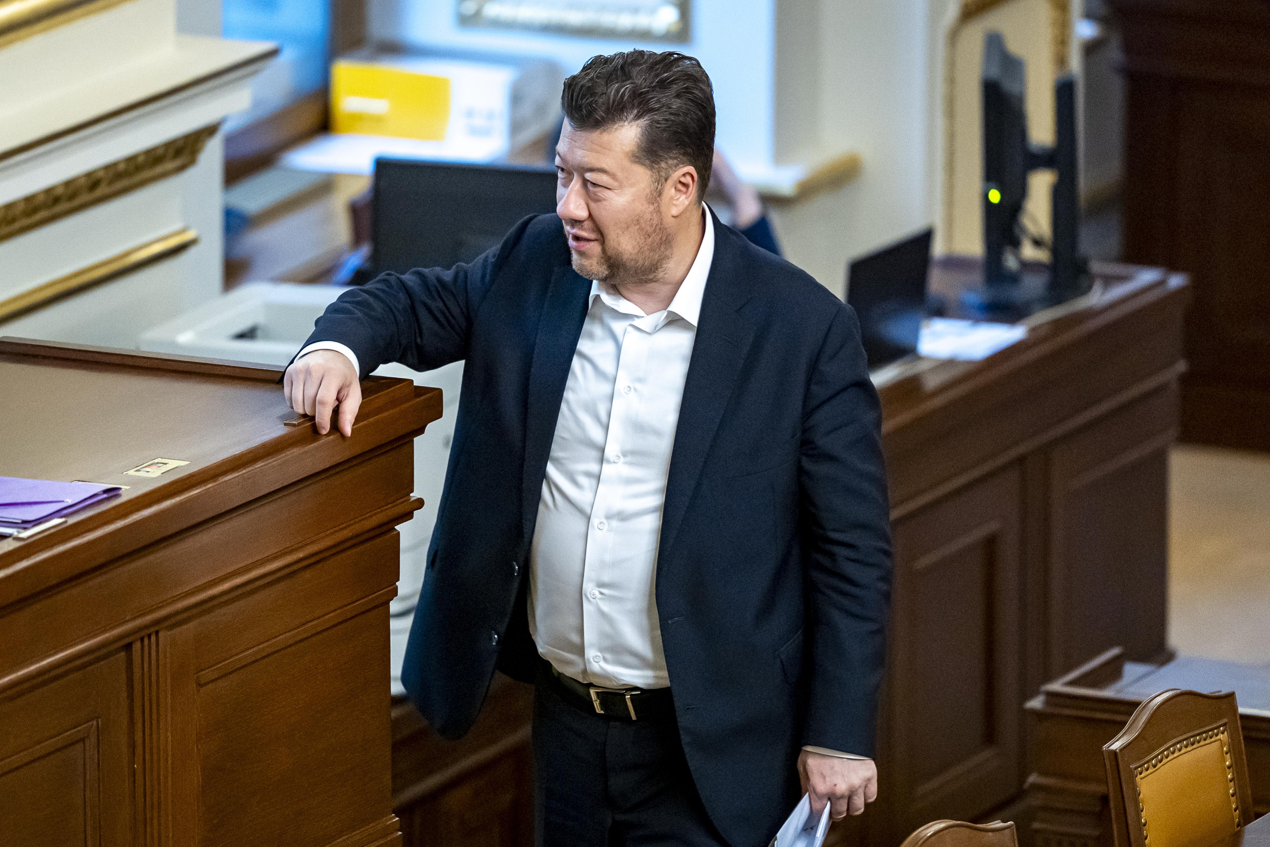 SPD chce zpátky ruskou ropu a plyn, podle expertů to v Evropě nemá šanci projít