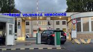 Vojenská policie zasahuje v ÚVN, zadržela tři lidi