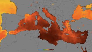Středozemní moře 37 dní nad 28 °C. Dosavadní rekord drtivě překonalo