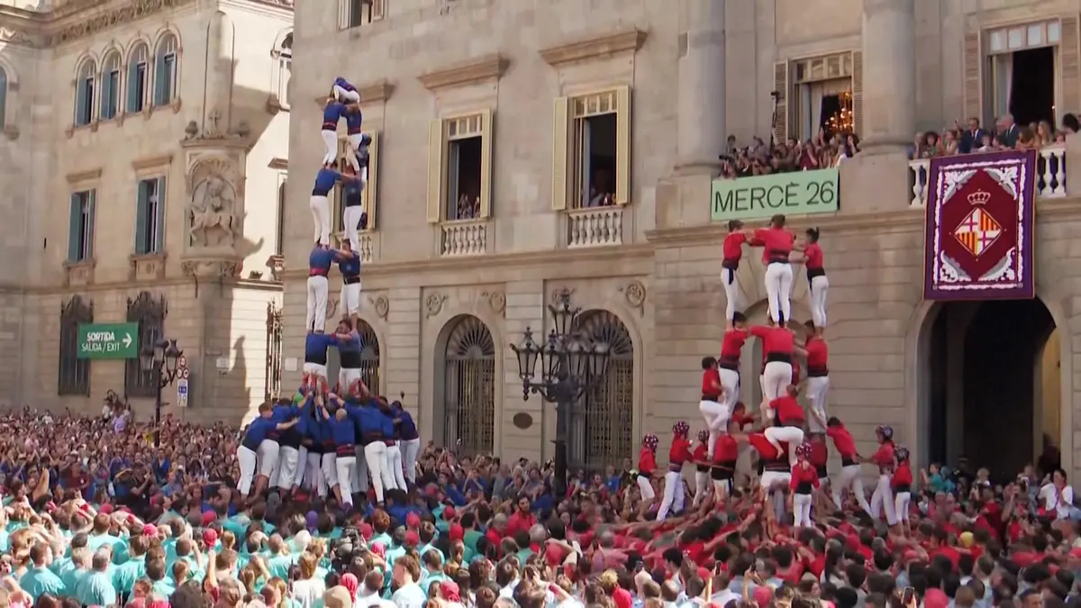 Barcelonu ovládly lidské věže