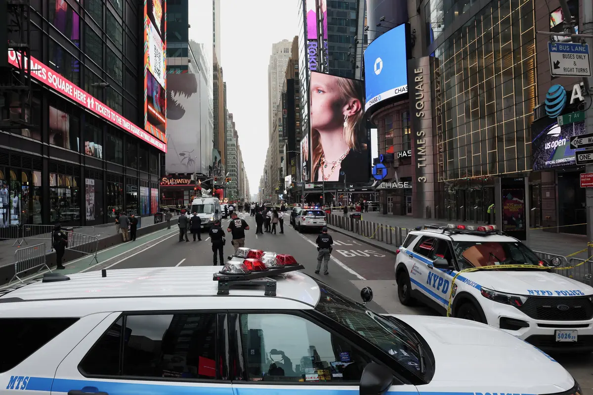 Krvavé drama v New Yorku: Psychicky labilní žena bodala náhodné kolemjdoucí