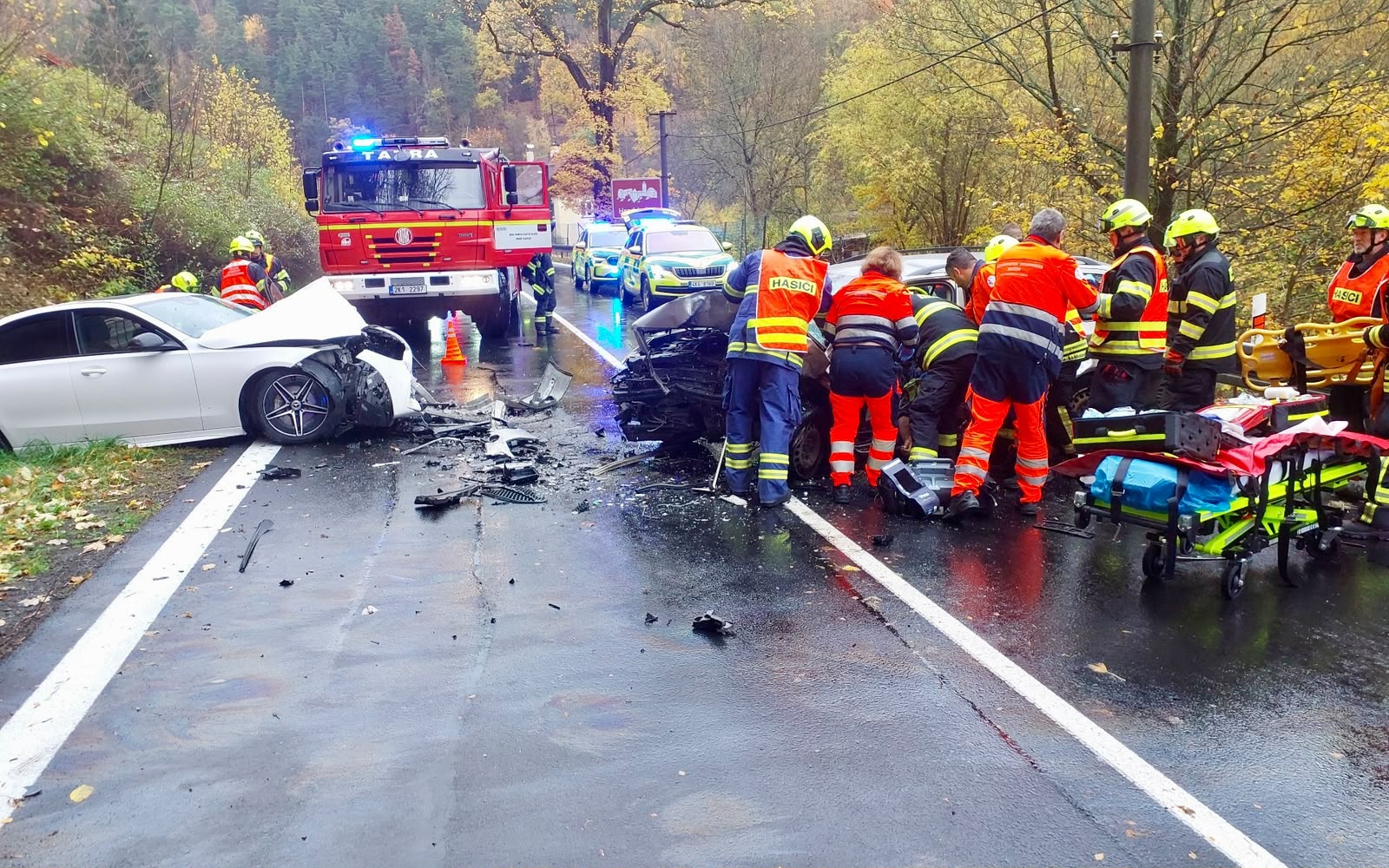 Šestatřicetiletý řidič nepřežil nehodu na Karlovarsku
