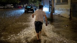 Rekordní deště u Barcelony. Za tři dny napršela polovina ročního úhrnu