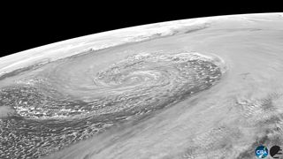Island zasáhl ex-hurikán. Padl 63 let starý rekord, vítr dosáhl 205 km/h