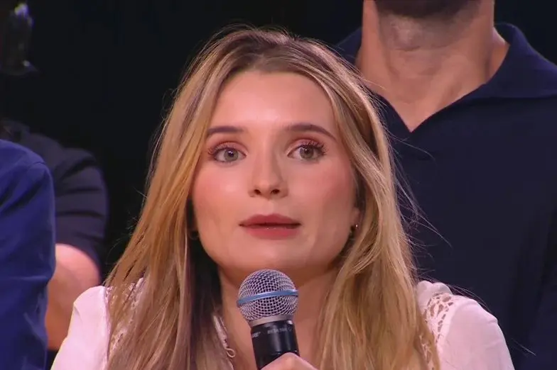 „Ty vaše vyrabované obchůdky, to je moc pěkné.“ Francouzskou debatou o nepokojích otřásl nový hlas