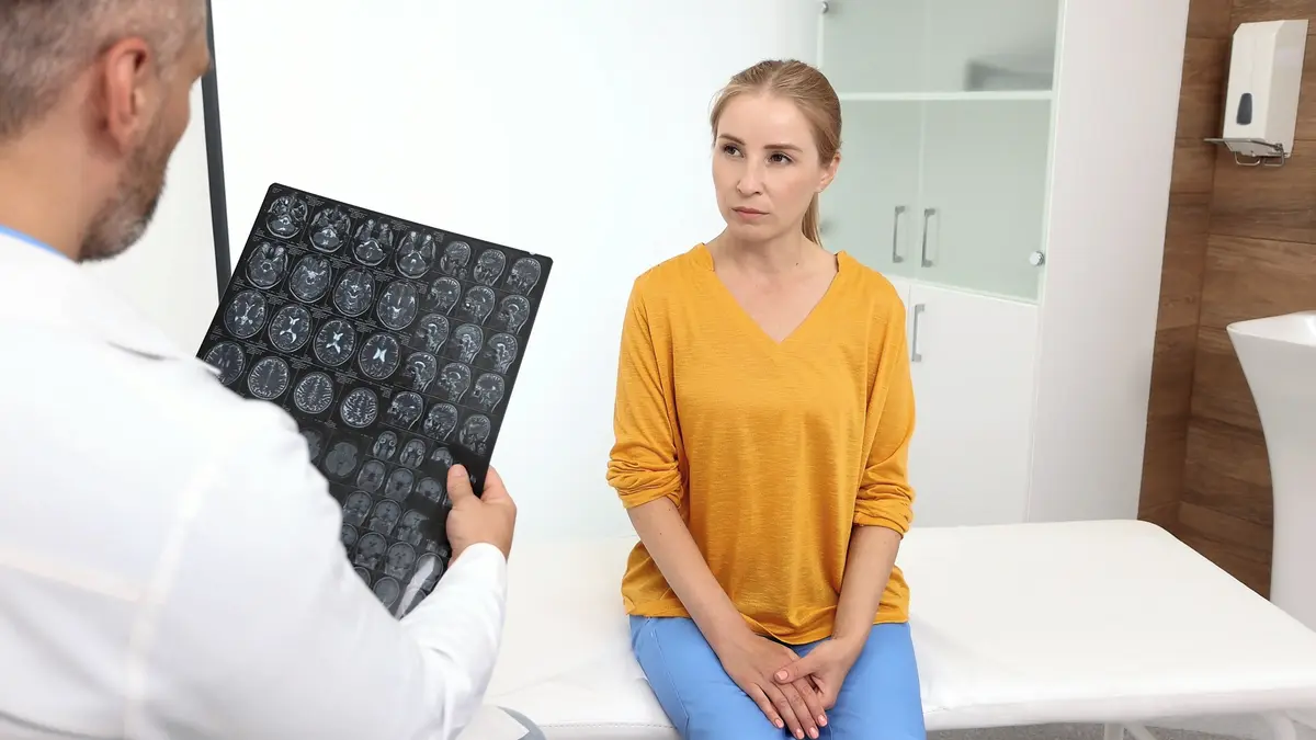 Zhoršená řeč, změny chování či epileptický záchvat. I tak může začínat nádor mozku